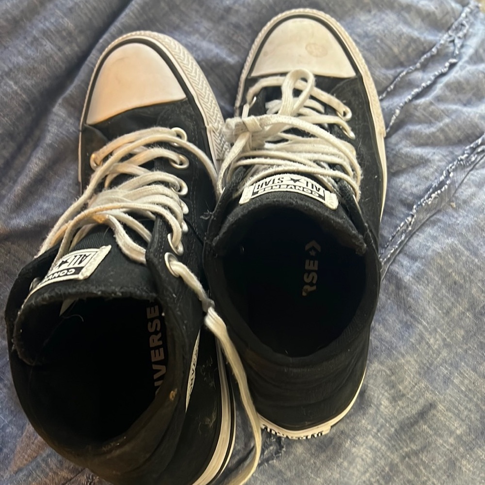 womens high top size 8 converse .nonsmoking home.